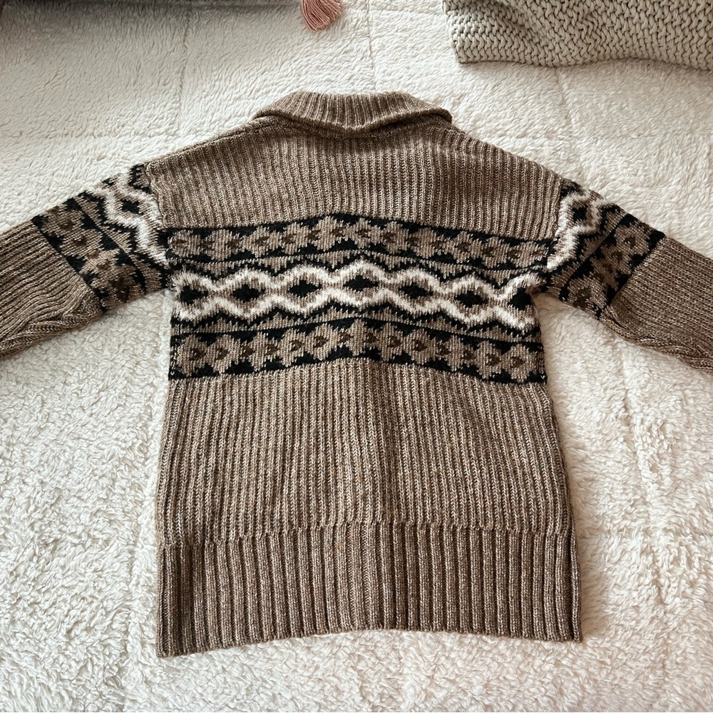 NWOT Oversized Cowichan Cardigan Sweater - Picture 3 of 8